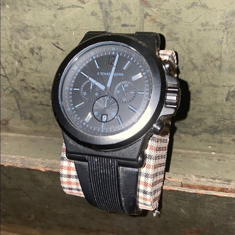 Mk watch